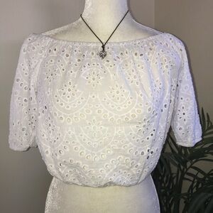 2/$20 Windsor Off Shoulder Peasant Eyelet Crop Top S